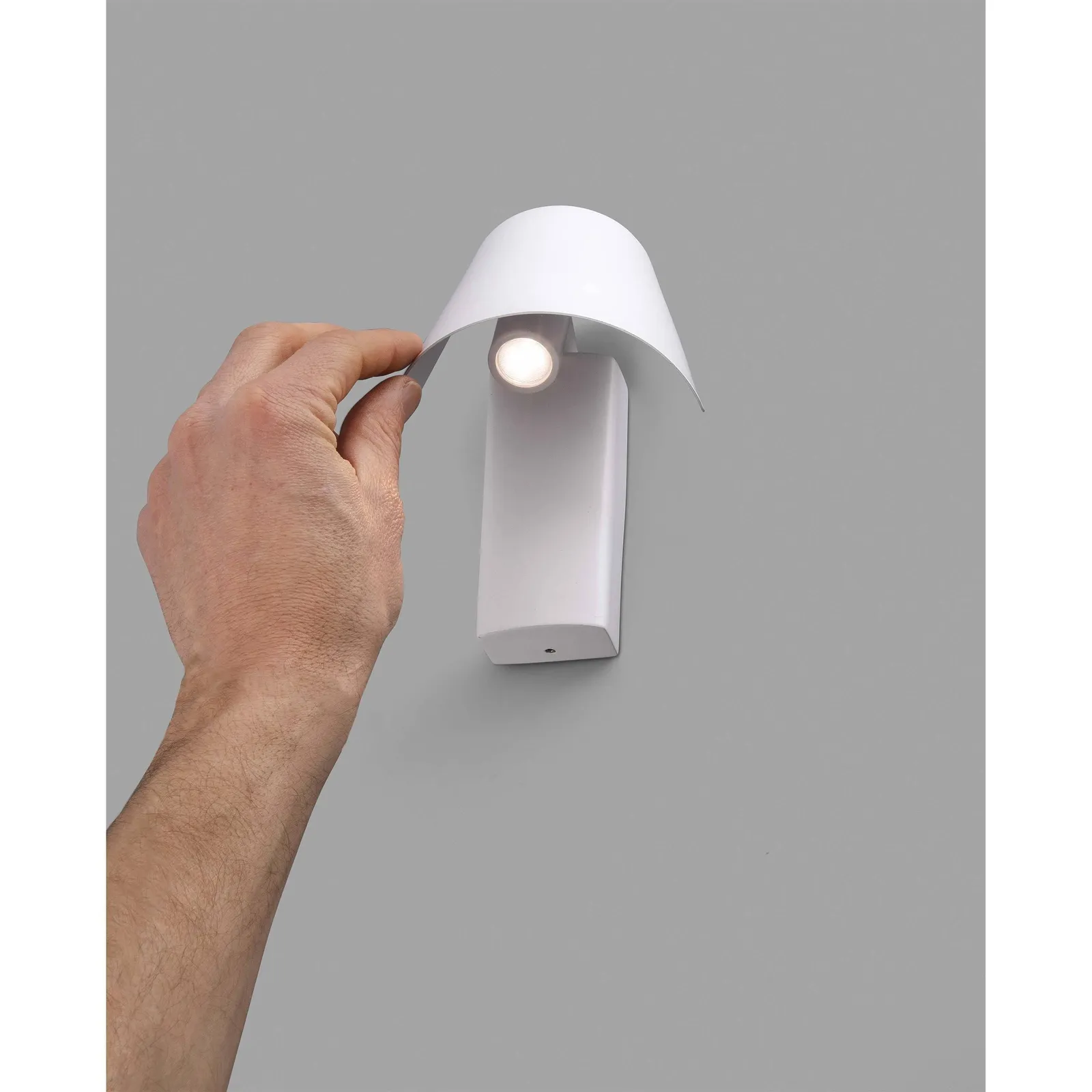 Netlighting Le LED Indoor Adjustable Wall Lamp White 2