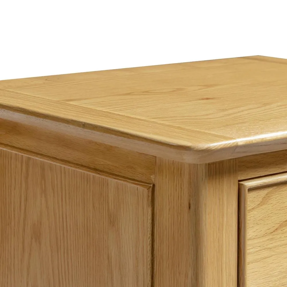 FurnitureboxUK Belle 4 Drawer Tall & Slim Solid Oak Small Chest of Drawers in Light Brown 5