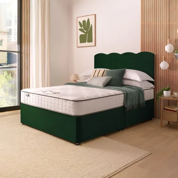 Silentnight Divan Bed With Wave Velvet Headboard and 800 Pocket Sprung Mattress