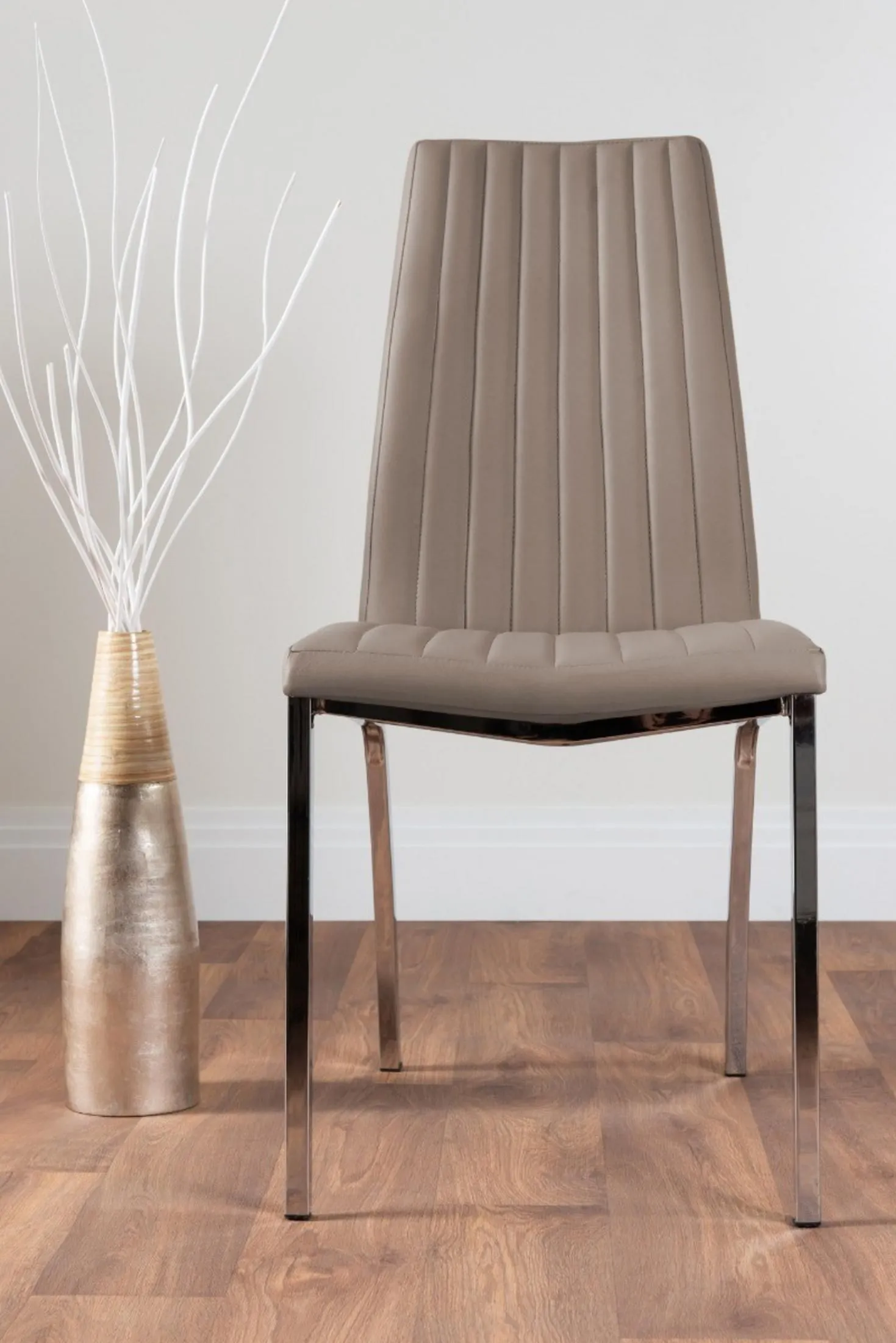 FurnitureboxUK Giovani 4 Grey Dining Table & 4 Isco Chairs in Beige 6