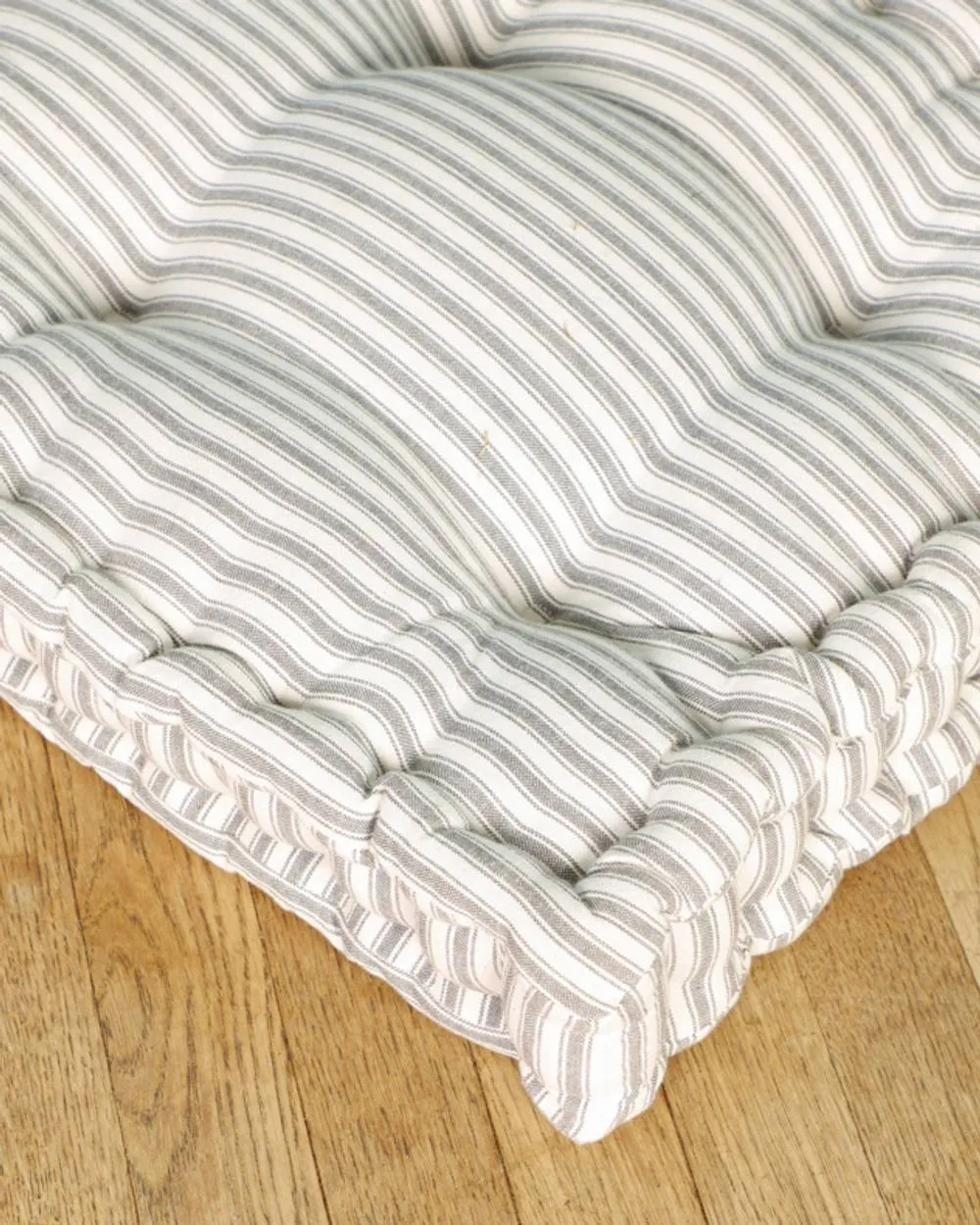 Dibor Giant Grey Striped Indoor Dining Chair Seat Pad Cushions L50cm x W50cm 3