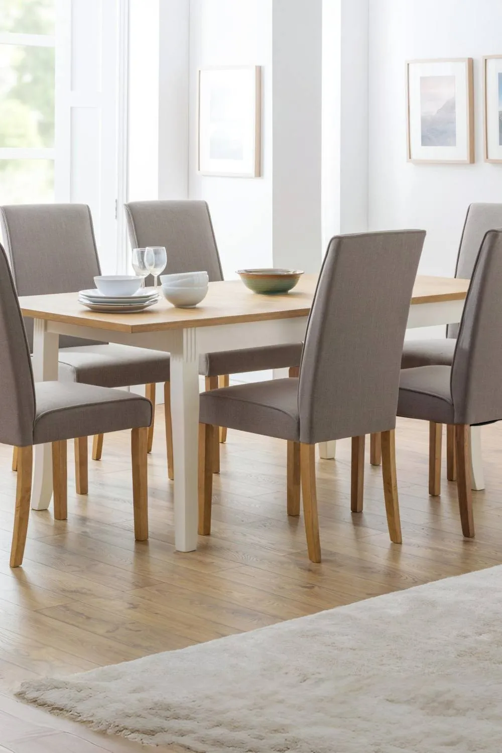 Julian Bowen Davenport Rectangular Extending 4-6 Seater Dining Table in Ivory