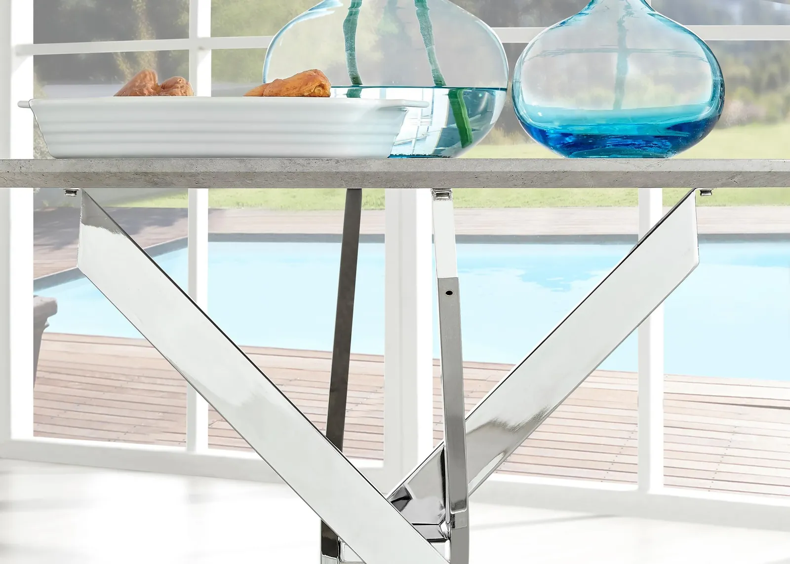 FurnitureboxUK Novara 100cm Round 4-Seater Dining Table With Silver Chrome Legs in Grey 5