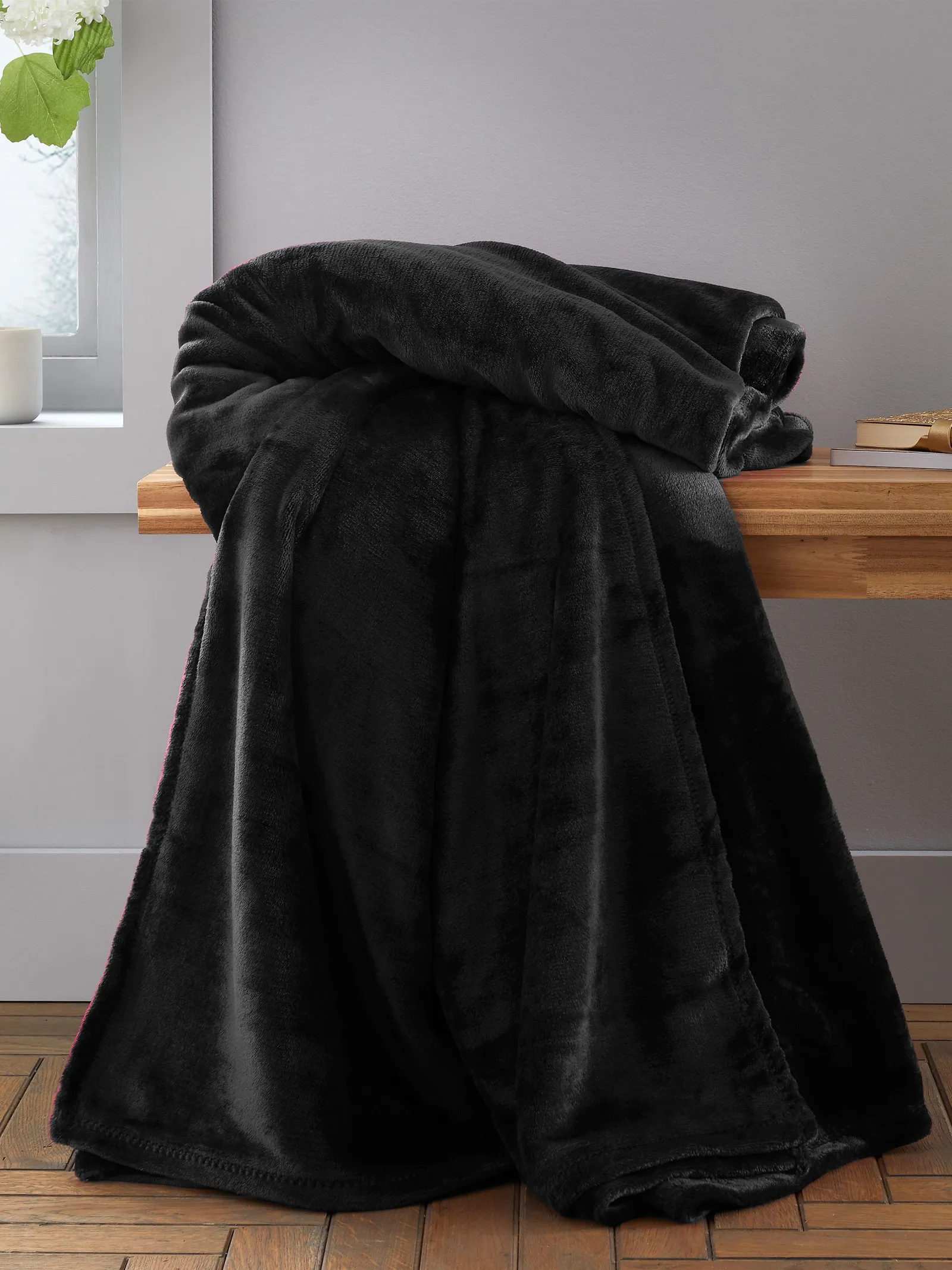 Catherine Lansfield 'Extra Large Raschel Velvet Touch' Blanket Throw in Black
