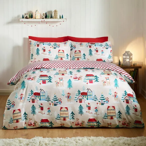 Catherine Lansfield Christmas Mouse Town Duvet Cover & Pillowcase Set 1
