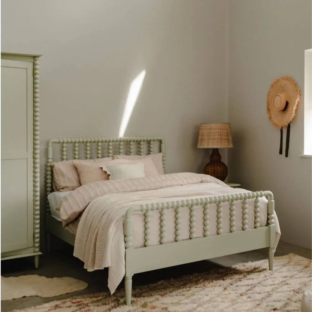 Statement Furniture Cromwell 5ft Wooden Bed Frame with Bobbin Design Head & Footboards in Light Green