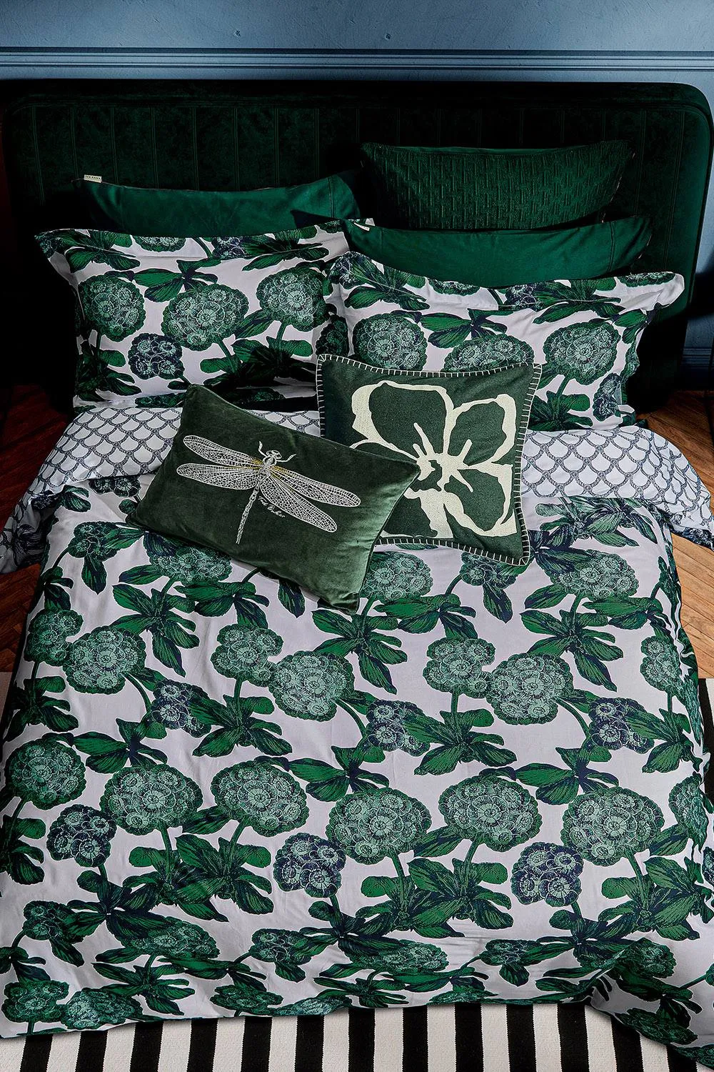 Ted Baker 'Ombre Hydrangea' Cotton Percale Duvet Cover Set 3