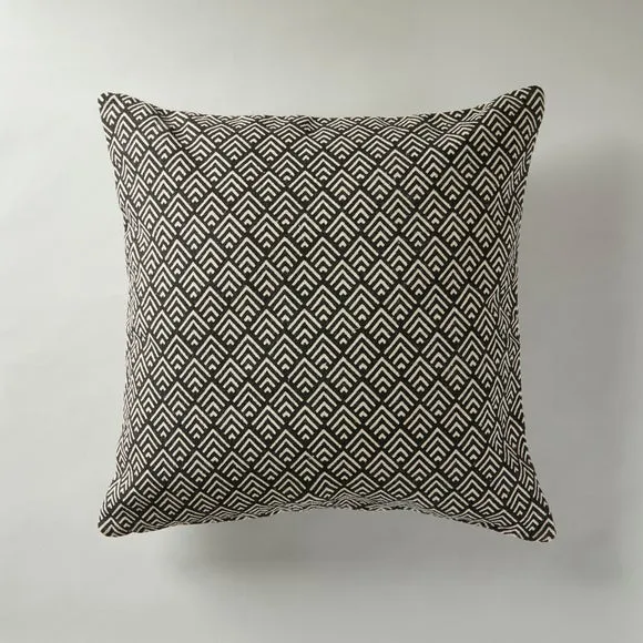 Chevron Repeat Cushion 2