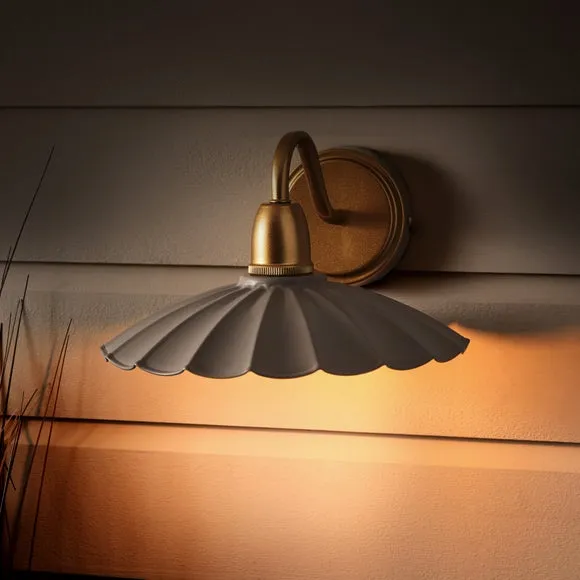 Maya Scallop Wall Light 2