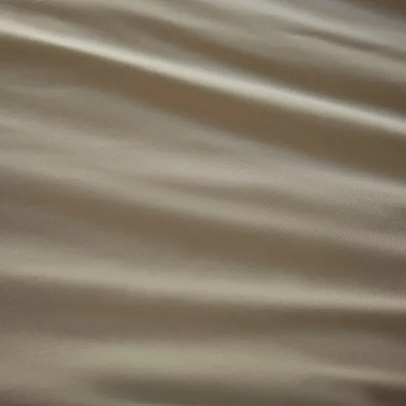 100% Egyptian Cotton 220 Thread Count Flat Sheet 2