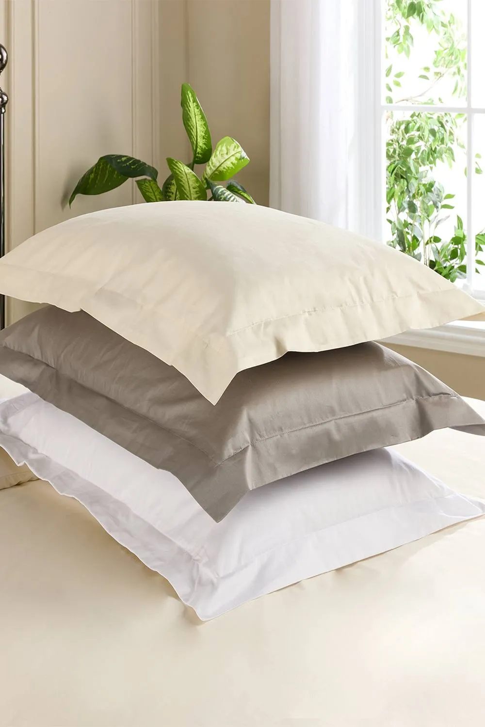 Hotel Pure Luxury 4 Star Oxford Pillowcase - Pair in White