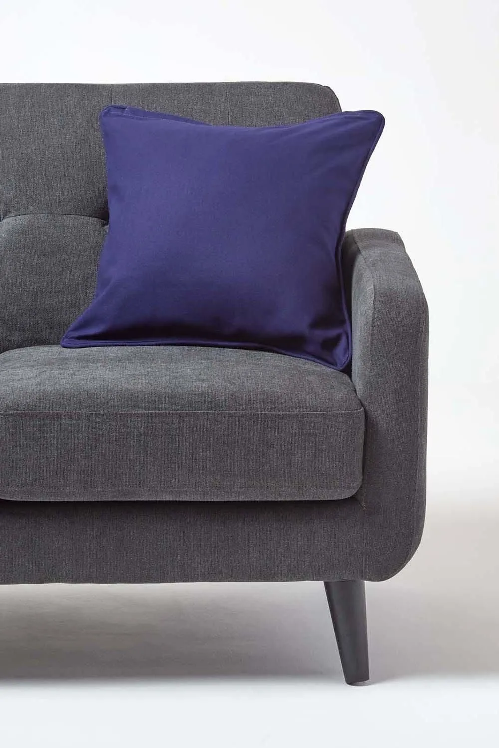 Homescapes Cotton Plain Cushion Cover in Navy 4