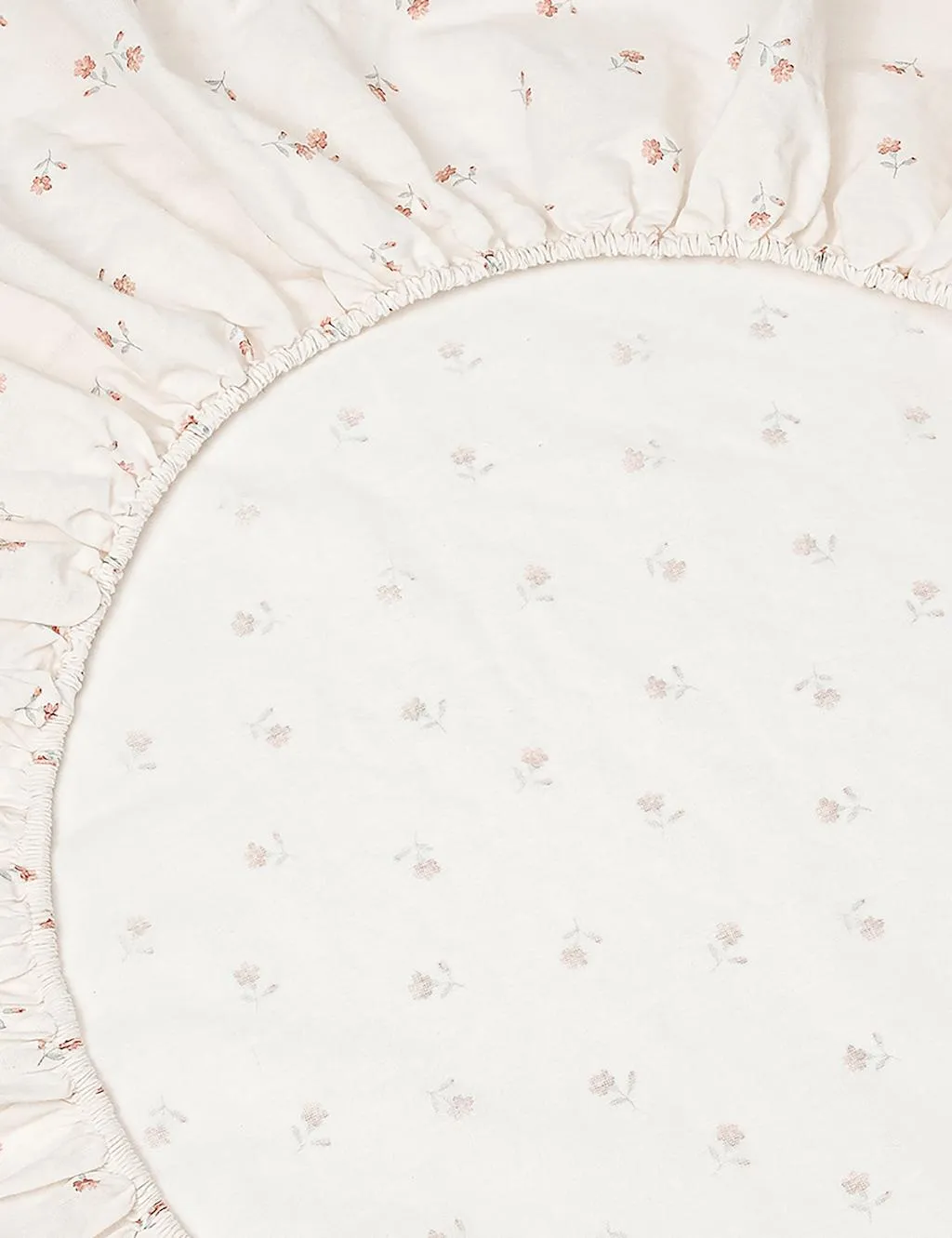 Piglet In Bed Linen Rich Printed Fitted Sheet Pearl