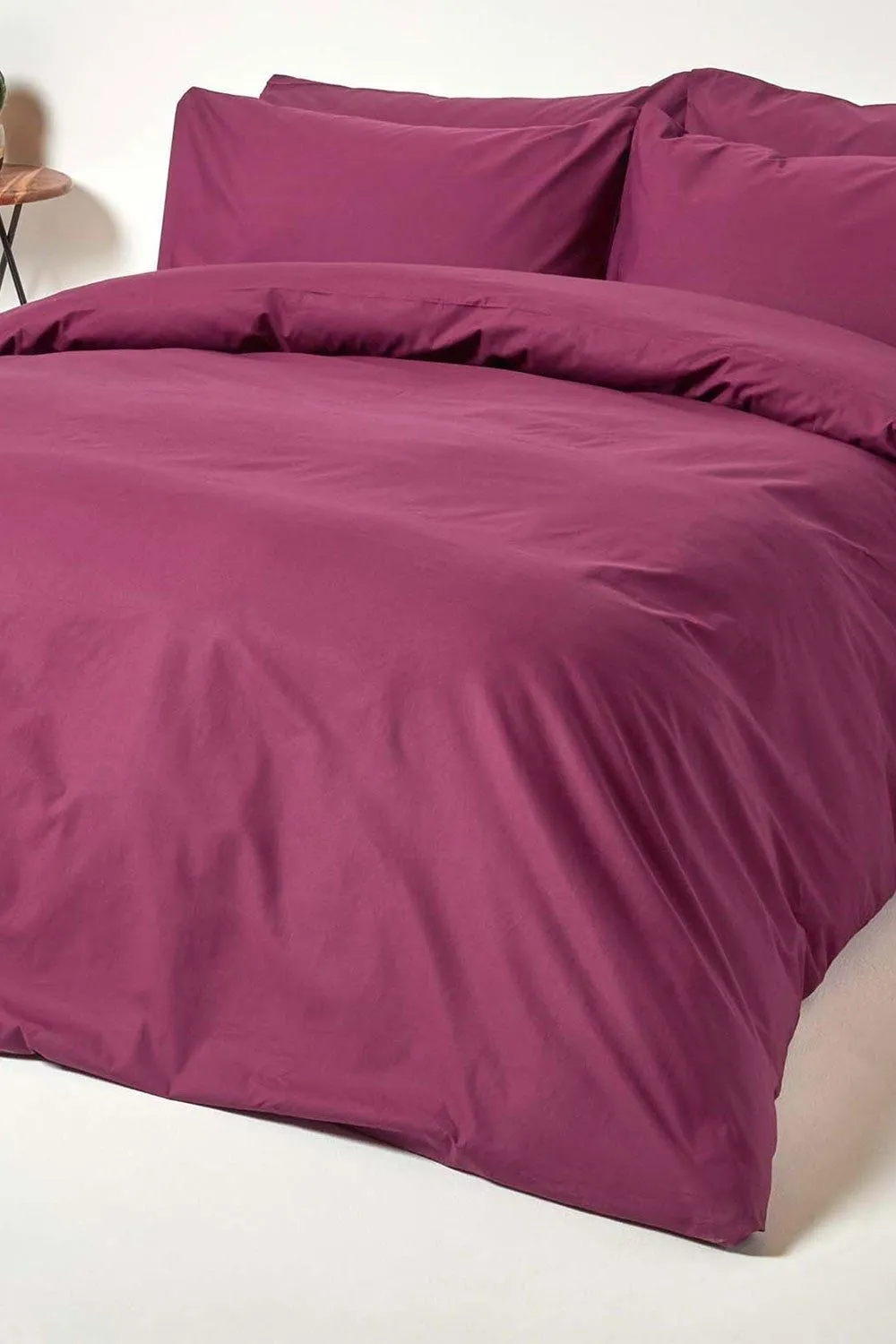 Homescapes Egyptian Cotton Duvet Cover with Pillowcase, 200 TC in Plum 2