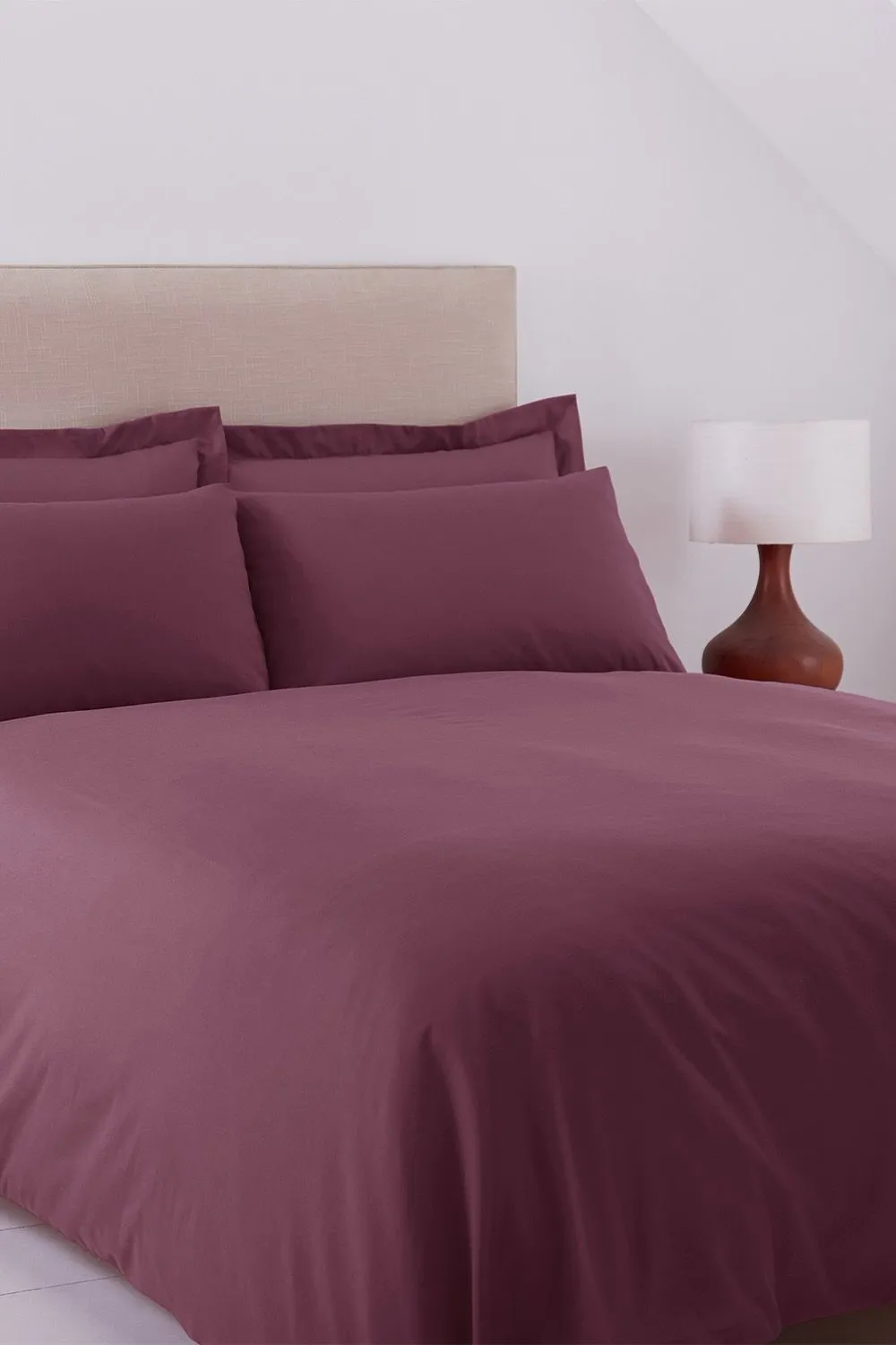 Martex Poetry Plain Dyed Duvet Cover Set in Aubergine 2