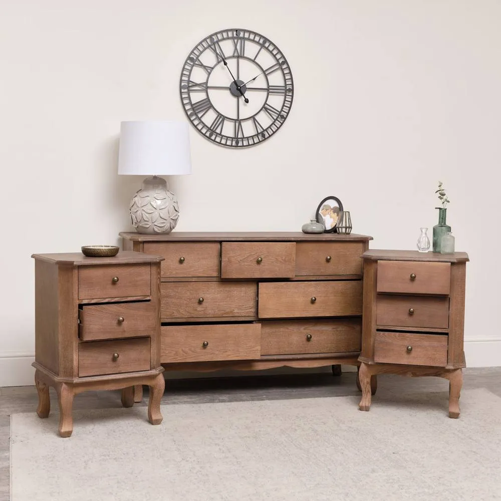 Melody Maison 7 Drawer Dark Wood Chest Of Drawers & Pair Of 3 Drawer Bedside Tables - Ashwell Range in Dark Brown 2