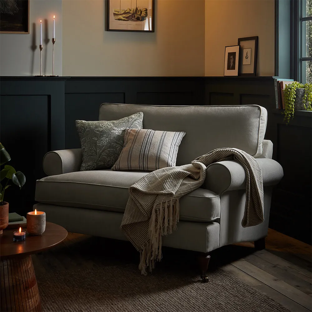 English Heritage Finch Cuddler Standard Back, Pink Fabric | Barker & Stonehouse 3