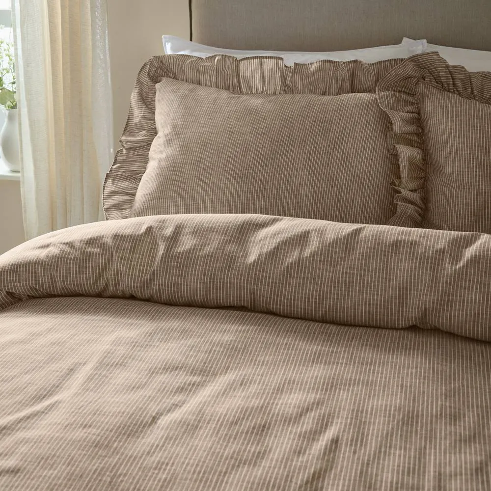 Wylder Margot 100% Cotton Duvet Cover Set in Brown 2
