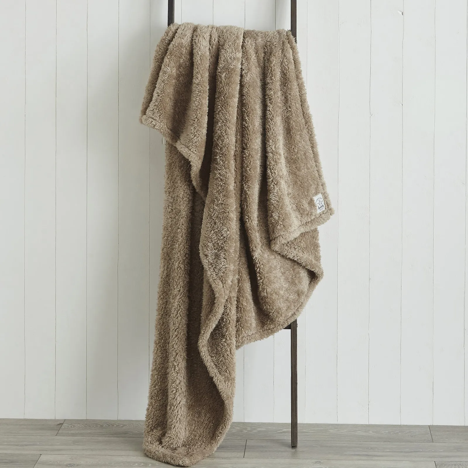 Teddy Bear Throw Brown