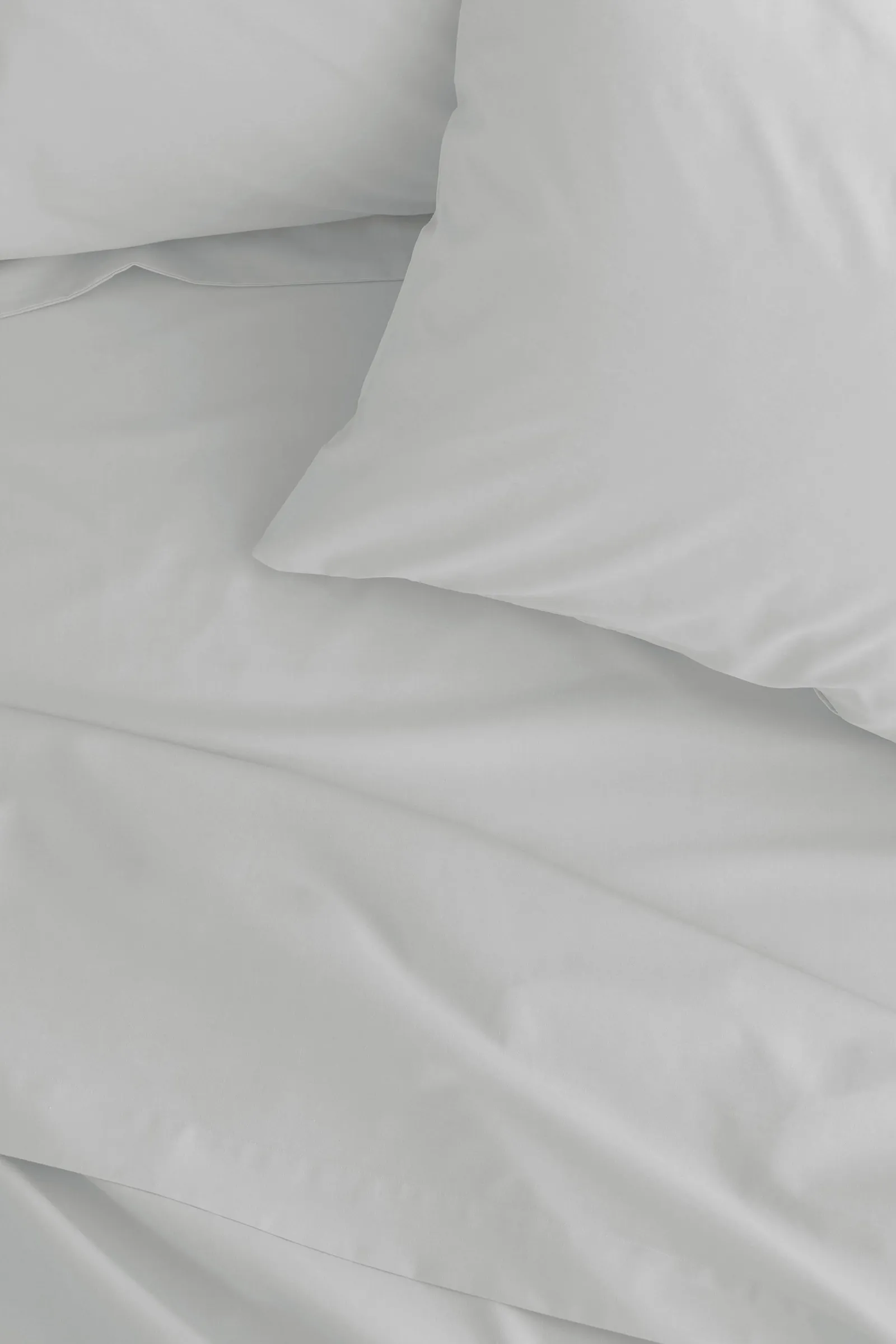 Catherine Lansfield 'Easy Iron Percale' Flat Sheets in White 3