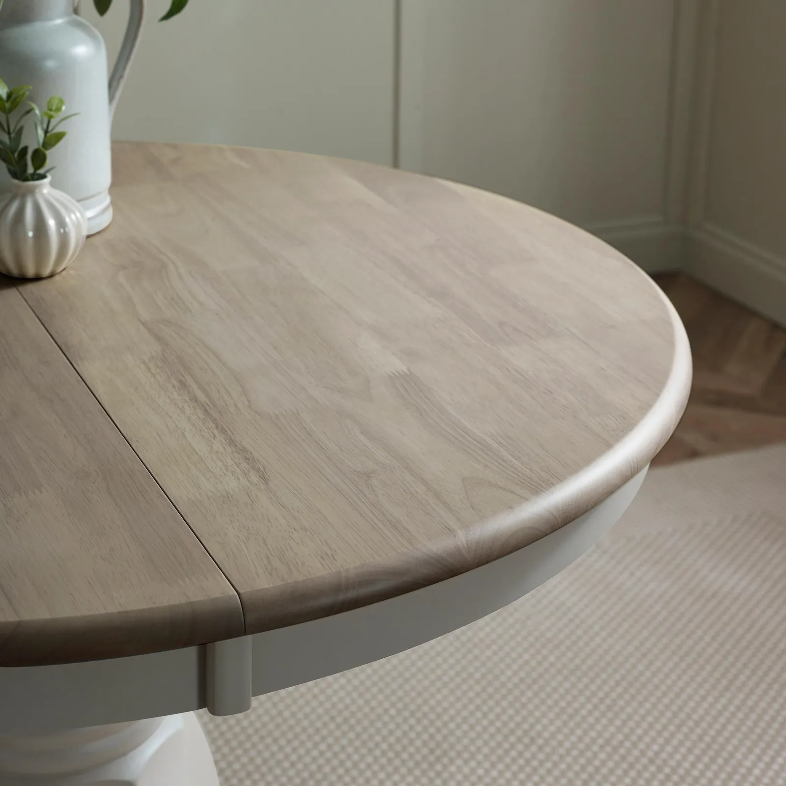 FurnitureboxUK Padstow Wooden Extending Dining Table & 6 Millford Chairs in Grey 5