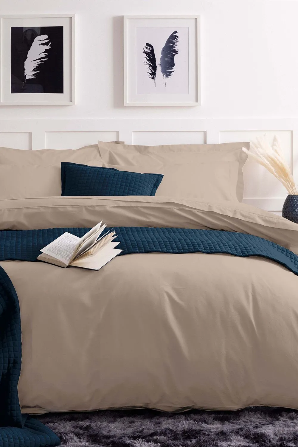 Belledorm Easy Care 200 Thread Count Cotton Polyester Percale Duvet Cover in Cream