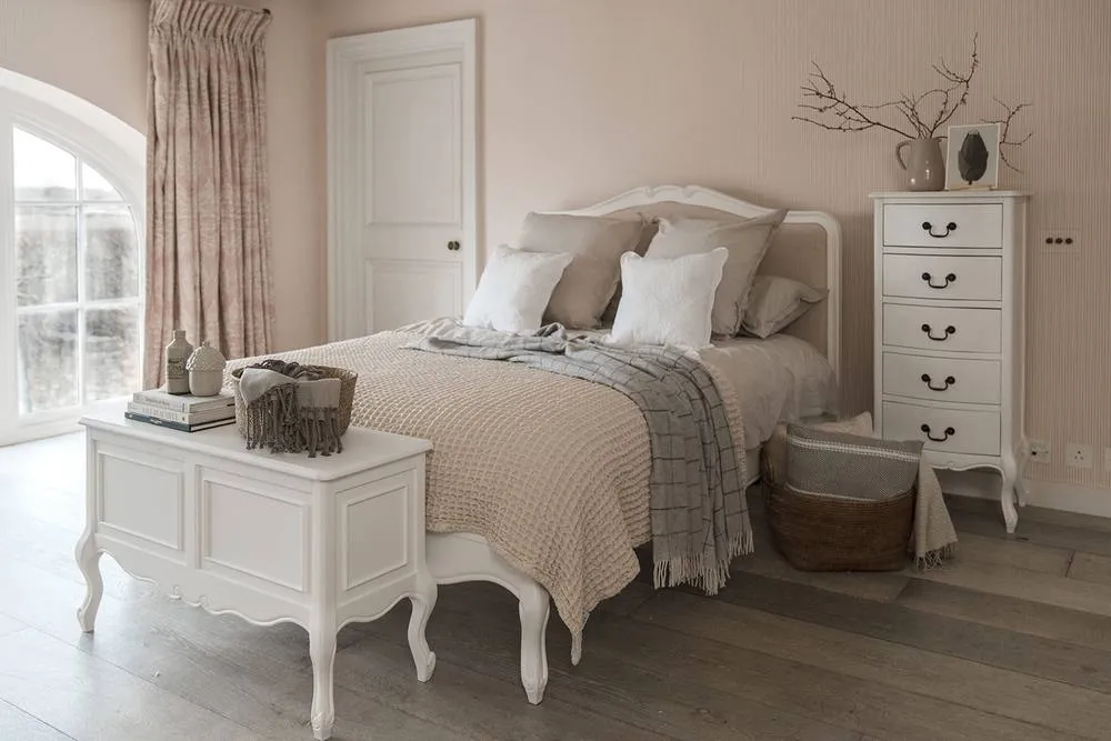 Statement Furniture Juliette French Style 4ft6 Double Bed with Upholstered Headboard in White 3