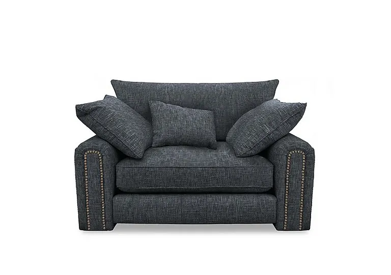 Retreat Snuggler Chair