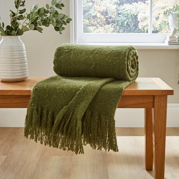 Brushed Boucle Throw Blanket 1