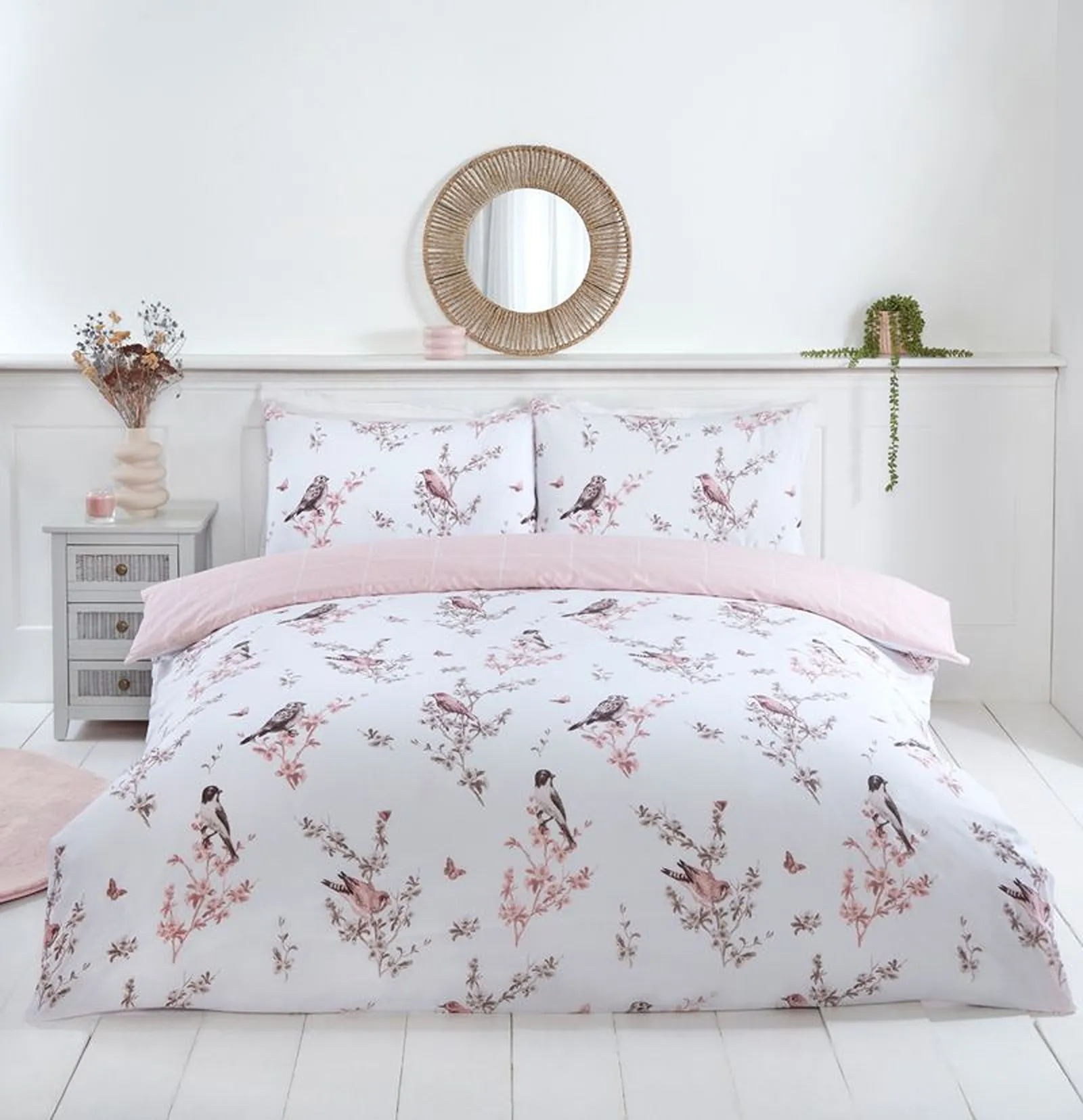 Rapport Home Vintage Toile Floral 180 Thread Count Microfibre Duvet Set with Pillowcase