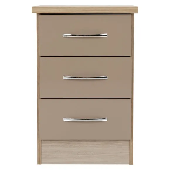 Nevada 3 Drawer Bedside Table 4