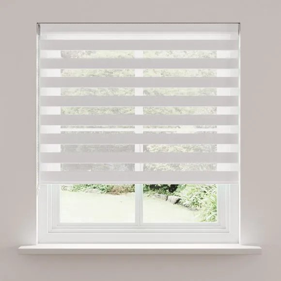 Day and Night Daylight Roller Blind 3