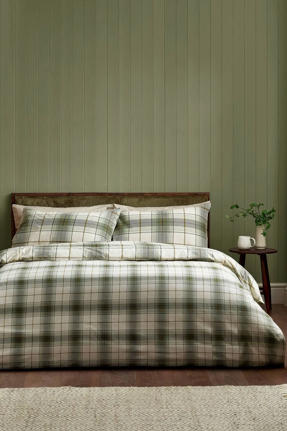 Catherine Lansfield Brushed Troon Check Duvet Cover Set in Green 2