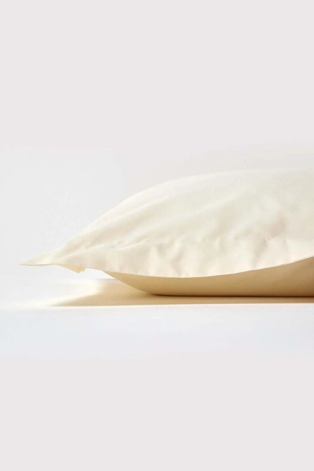 Homescapes Egyptian Cotton Oxford Pillowcase 200 TC, King Size in Cream 2
