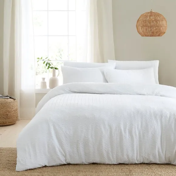 Finn Seersucker Duvet Cover & Pillowcase Set 1
