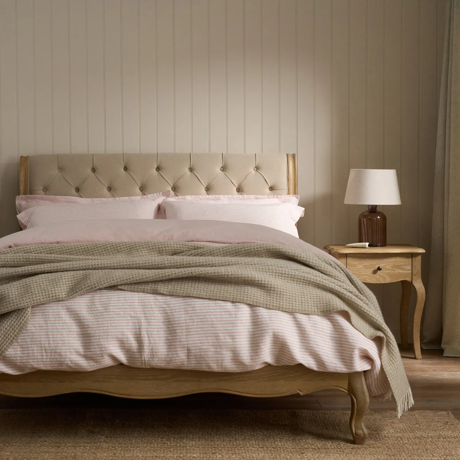 Sienna Beau Scroll Bed, Weathered Oak / Natural, Super King