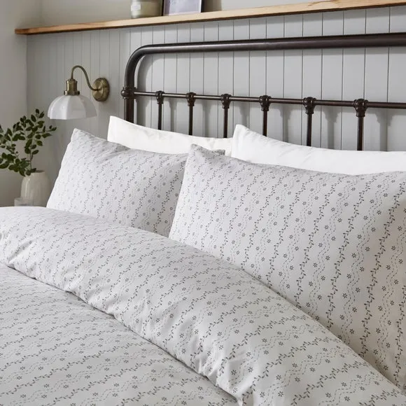 Ditsy Stripe 100% Cotton Duvet Cover & Pillowcase Set 4