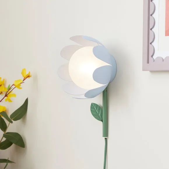 Flower Plug In Wall Light