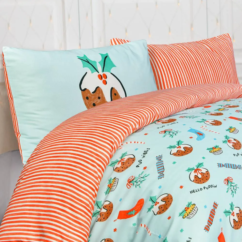 Smart Living Luxury Super Soft & Reversible Festive Christmas Puddings Duvet Set in Blue 3