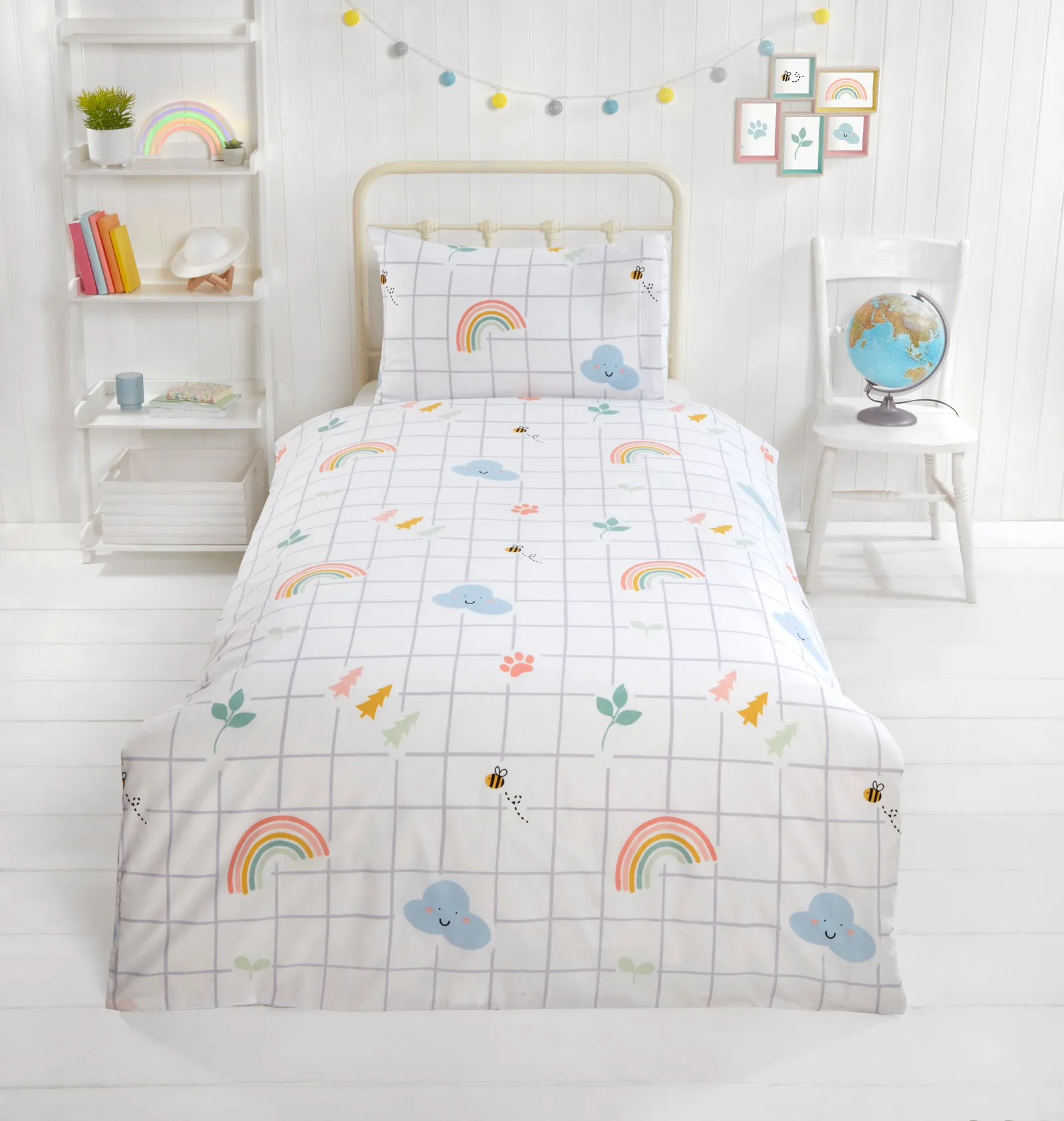 Rapport Home PH Planet B Duvet Cover Set with Pillowcase in White 2