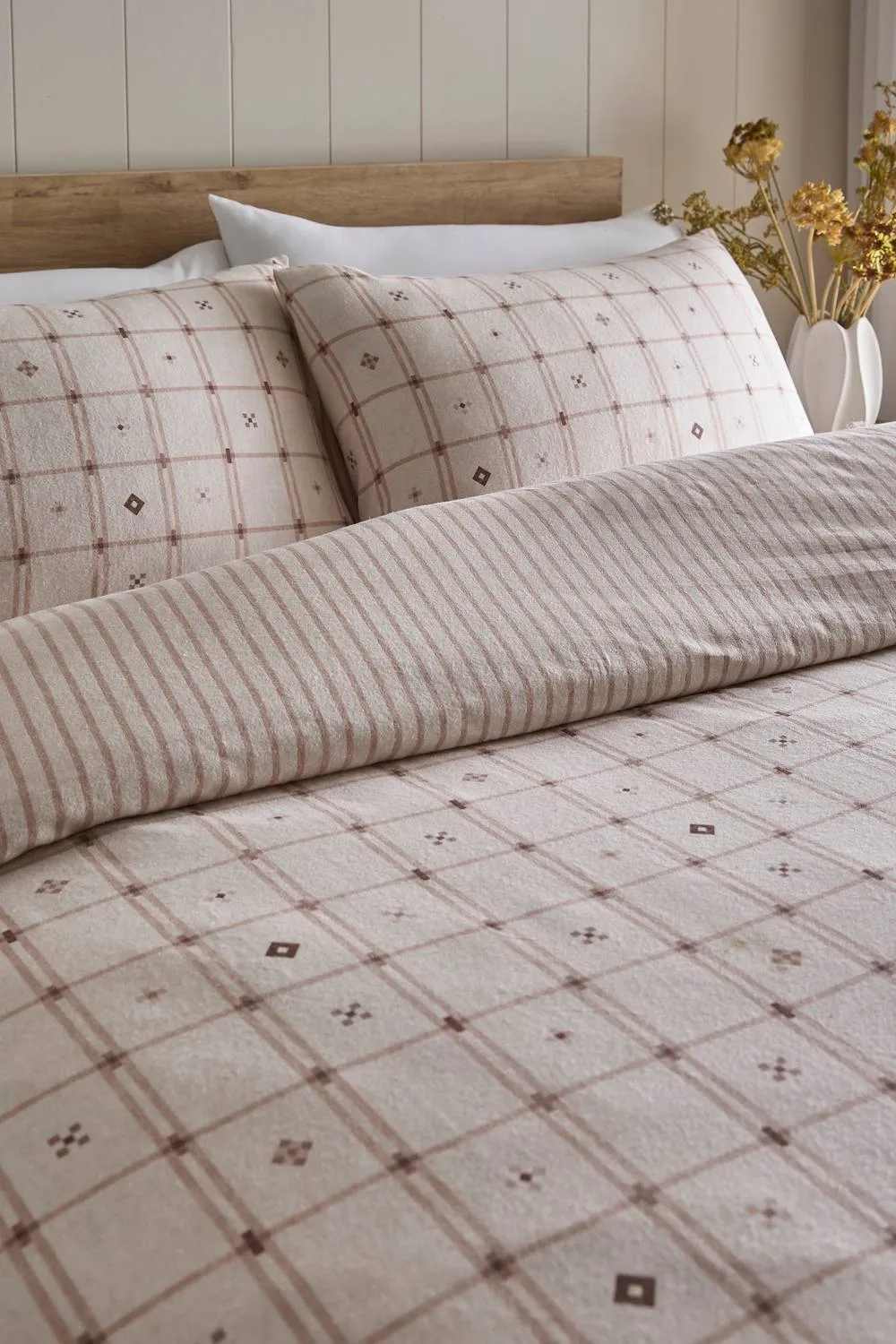 Dreams & Drapes 'Cottage Check' Brushed Cotton Duvet Cover Set in Natural 2