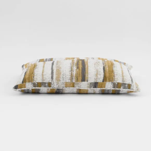 Greyson Rectangle Cushion 4