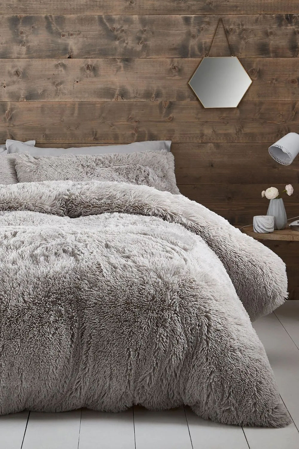 Catherine Lansfield 'Cuddly' Faux Fur Duvet Set in Silver
