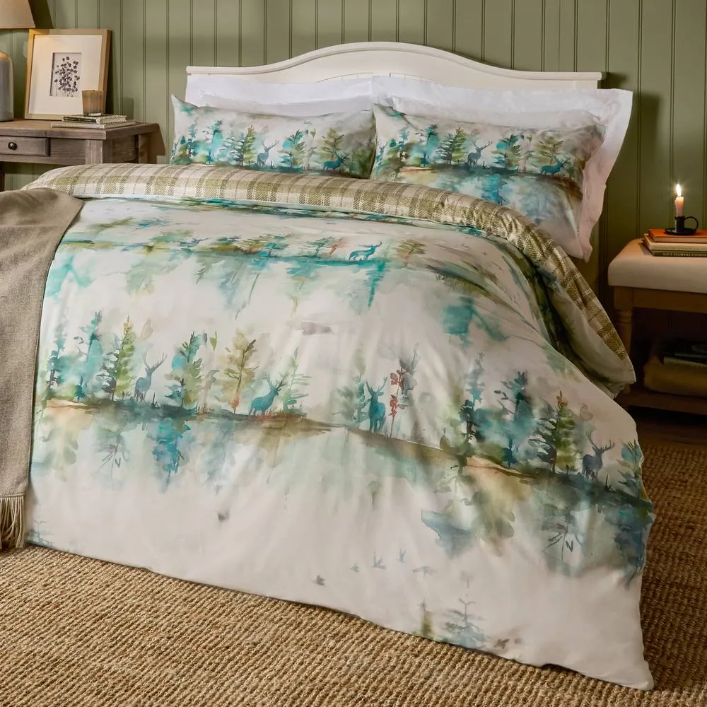 Voyage Maison Wilderness 100% Cotton Duvet Cover Set in Green 4