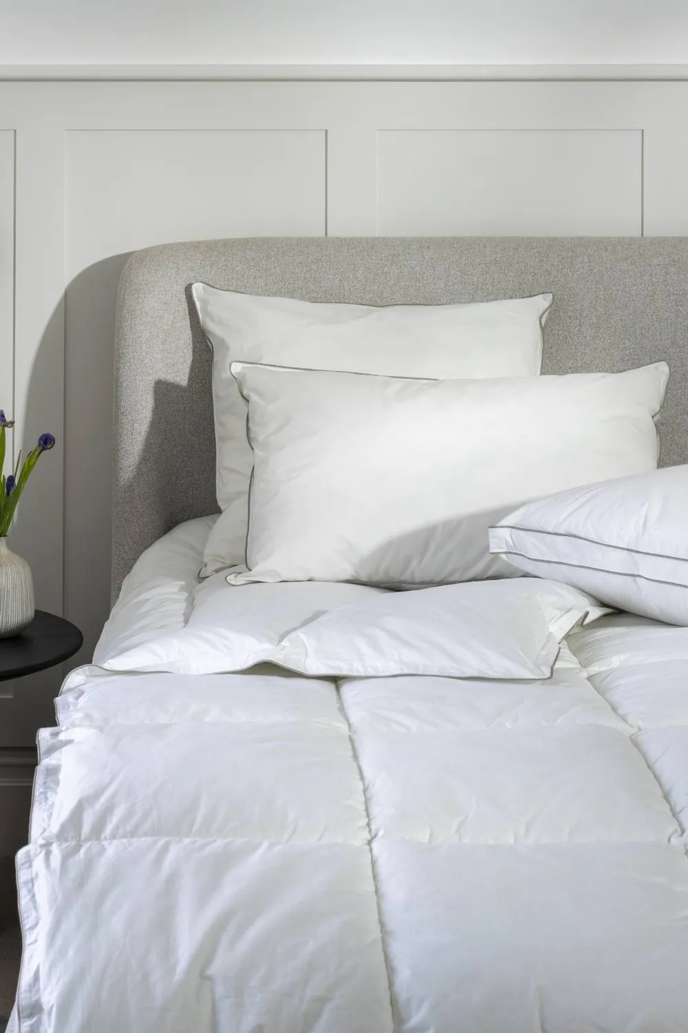 Soak&Sleep 7.5 Tog Soft as Down Duvet in White