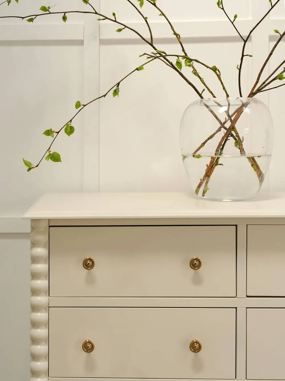 Statement Furniture Cromwell Large 6 Drawer Chest of Drawers with Bobbin Design in Cream 3