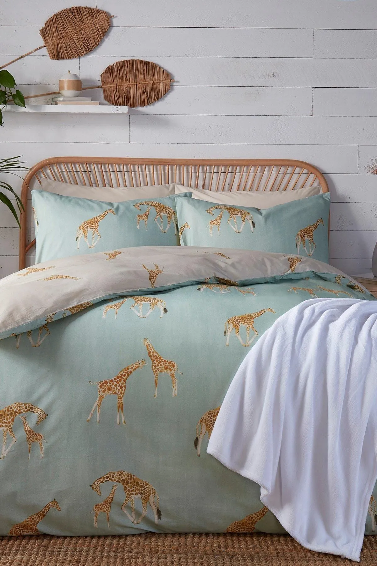 Fusion 'Milo Giraffe' Easy Care Reversible Duvet Cover Set in Duck Egg Blue 6