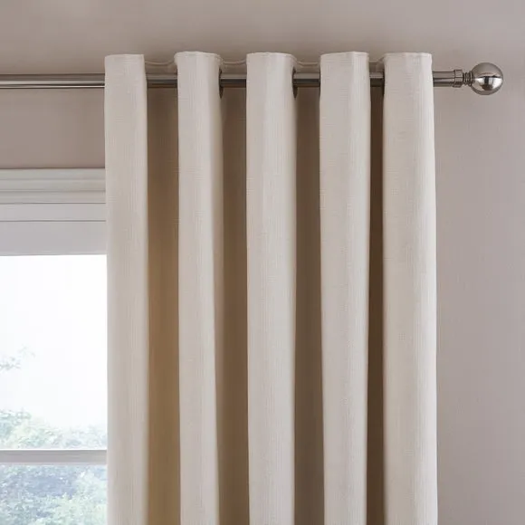 Wynter Thermal Eyelet Curtains 1