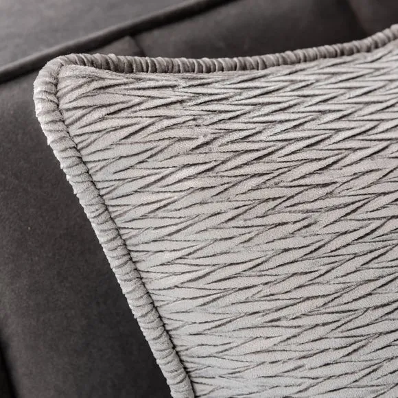 Liza Square Cushion 3