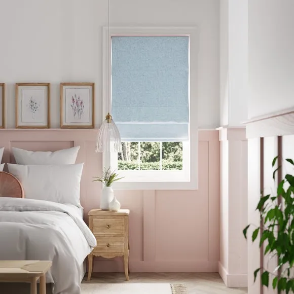 Luna Blackout Roman Blind 1